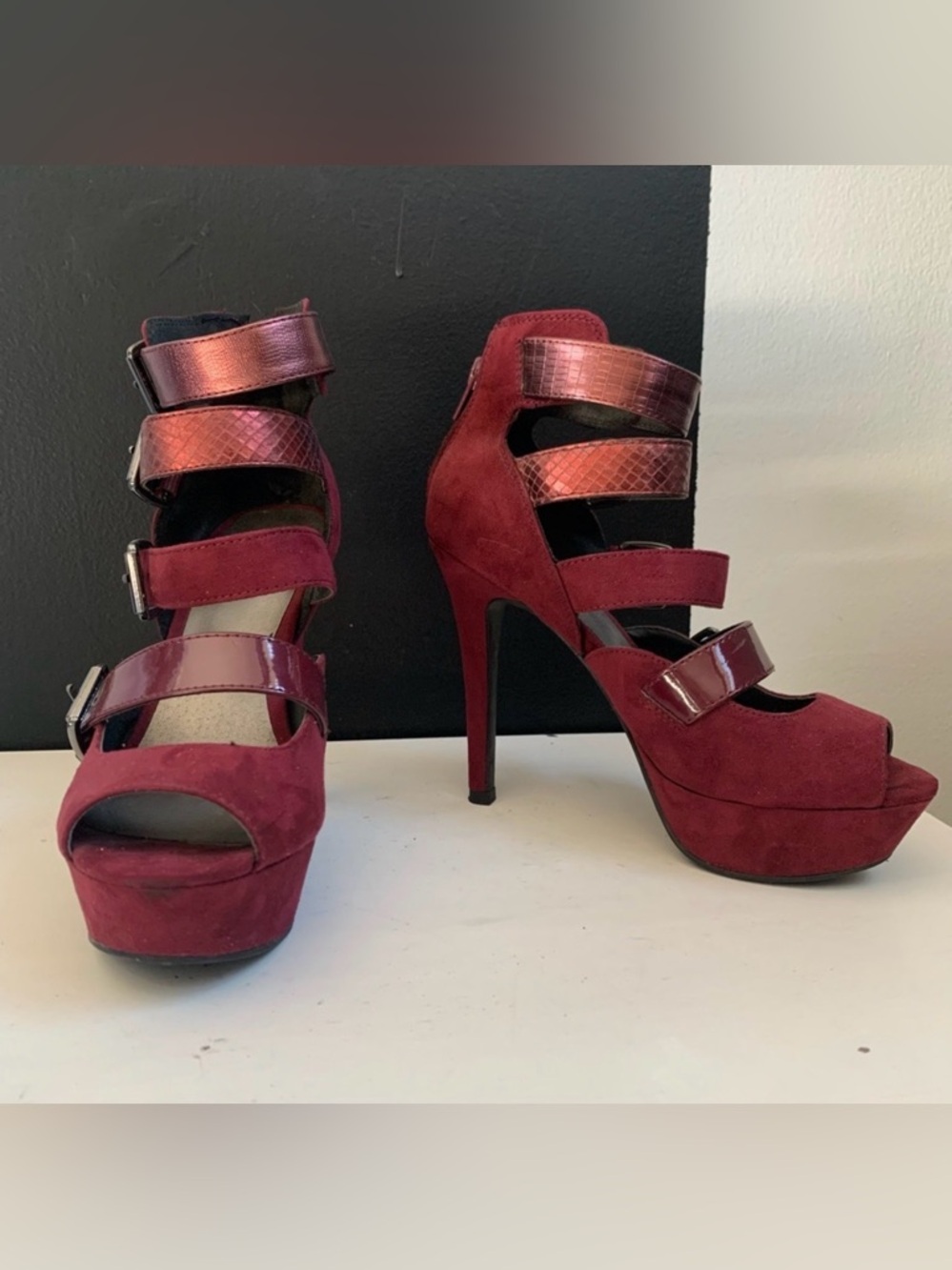 Guess High Heels Platform Shoes Burgundy size 6
